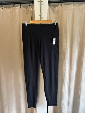NWT Old Navy Powersoft Leggings- Large TALL